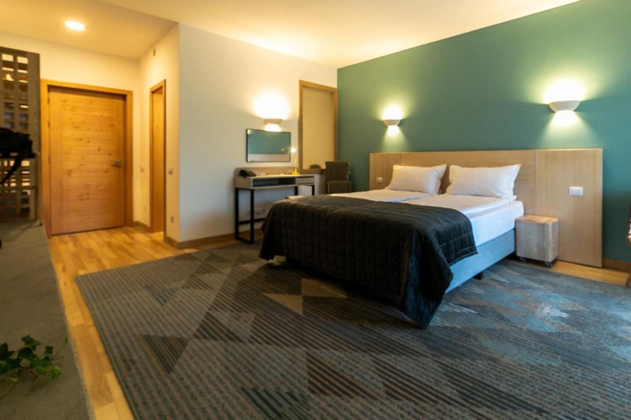 Cuibul De Lemn Hotel Rîşnov Екстериор снимка
