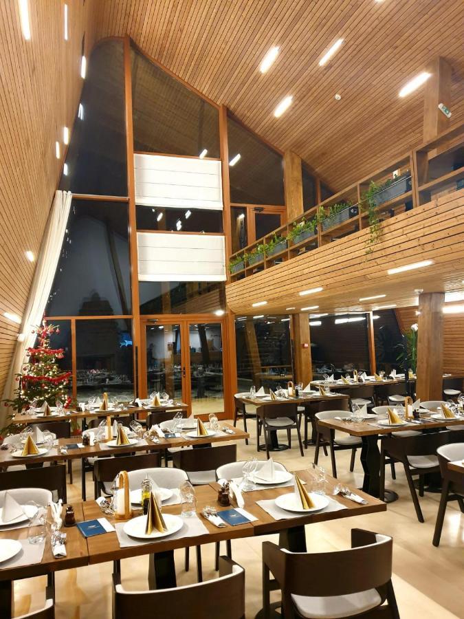 Cuibul De Lemn Hotel Rîşnov Екстериор снимка