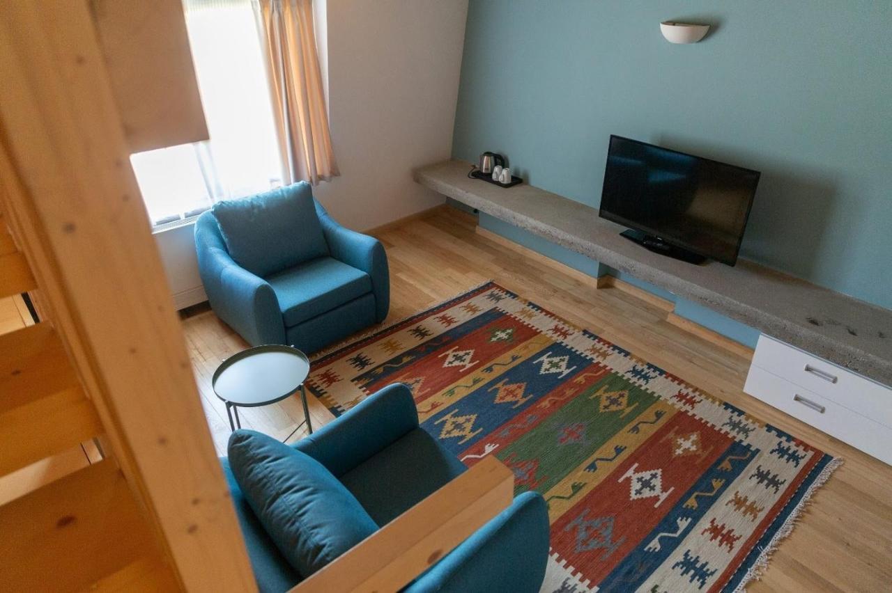 Cuibul De Lemn Hotel Rîşnov Екстериор снимка