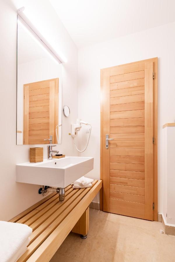 Cuibul De Lemn Hotel Rîşnov Екстериор снимка