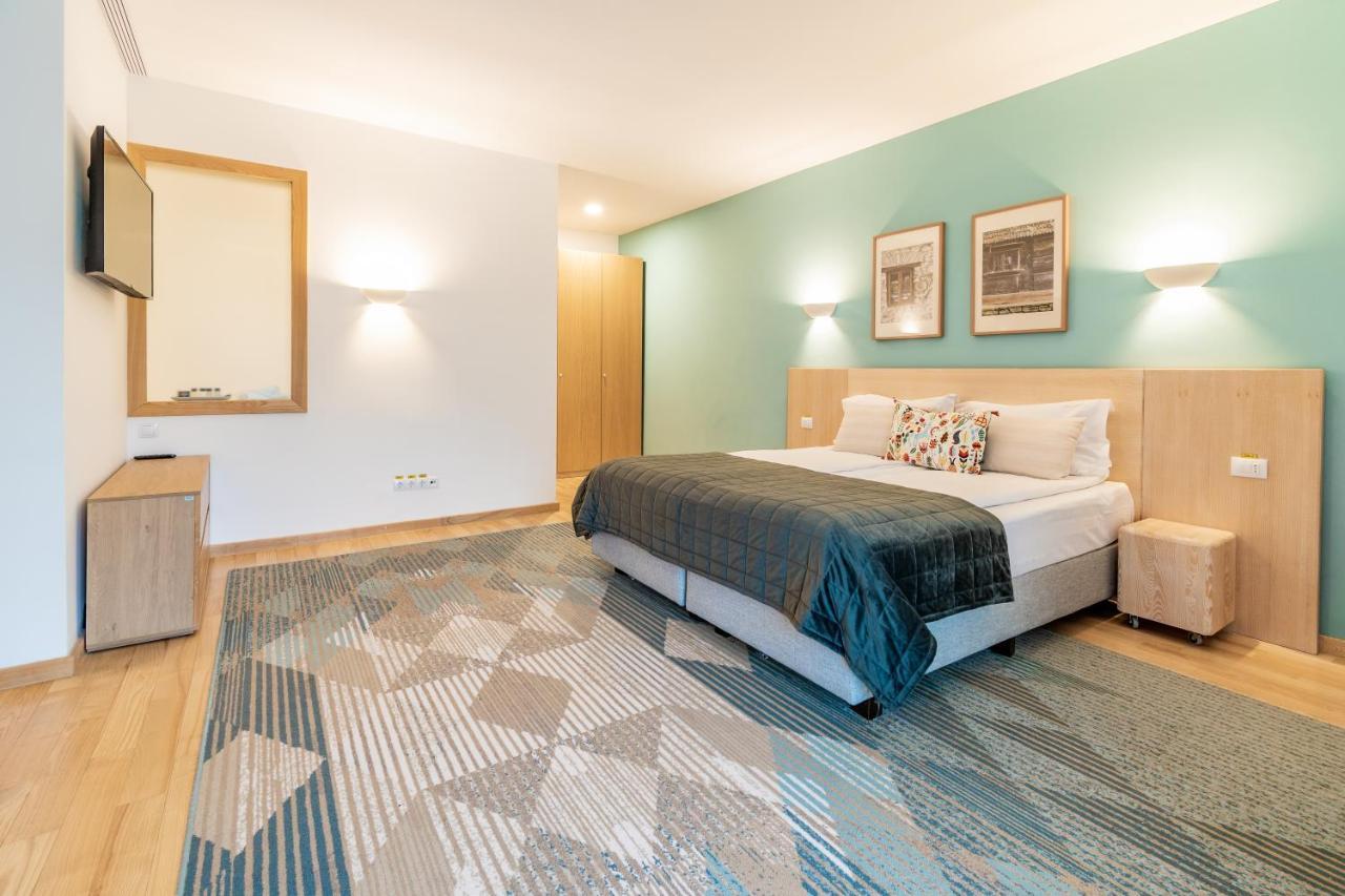 Cuibul De Lemn Hotel Rîşnov Екстериор снимка