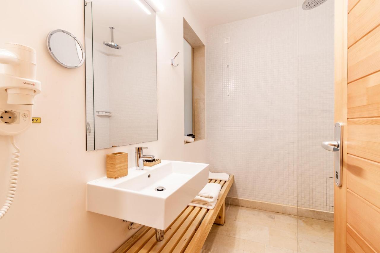 Cuibul De Lemn Hotel Rîşnov Екстериор снимка