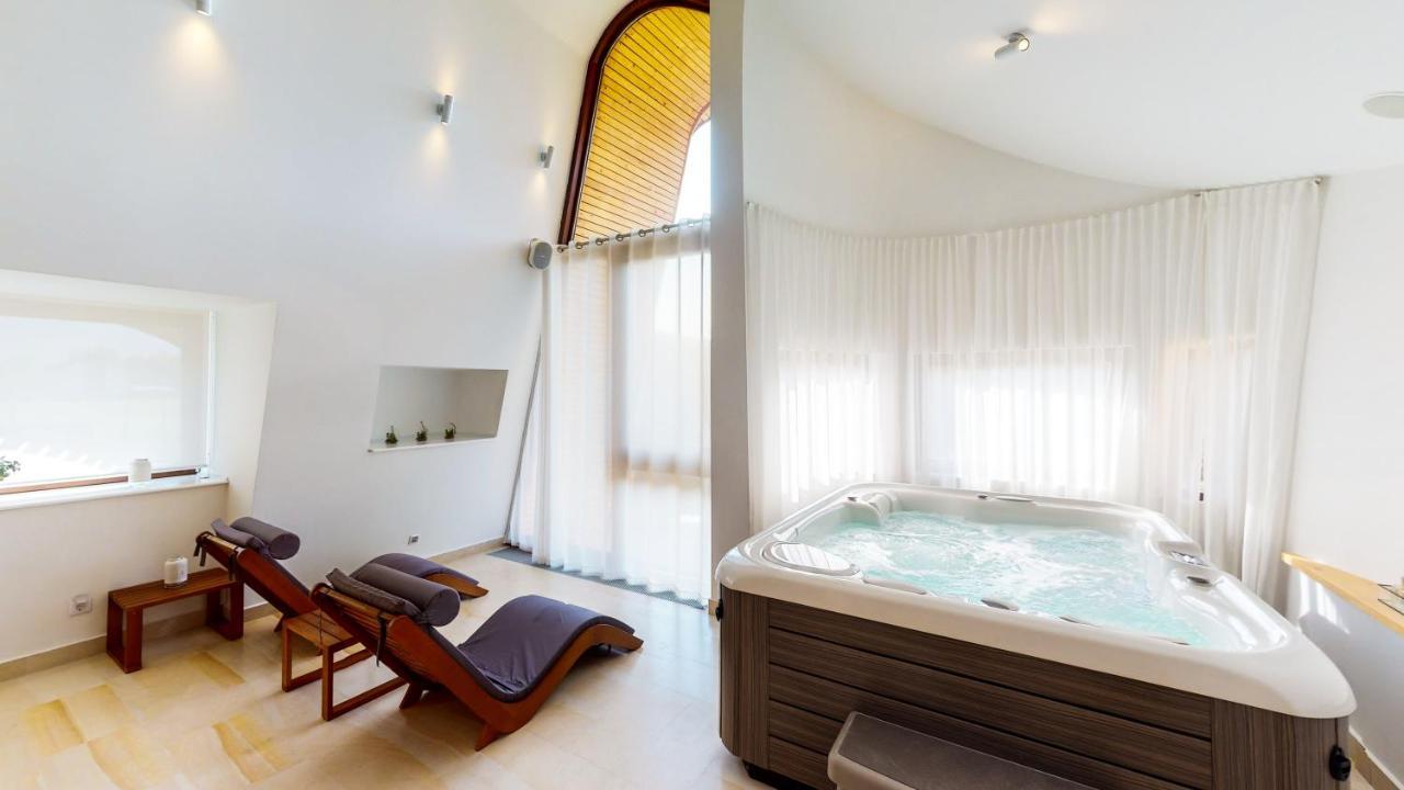 Cuibul De Lemn Hotel Rîşnov Екстериор снимка