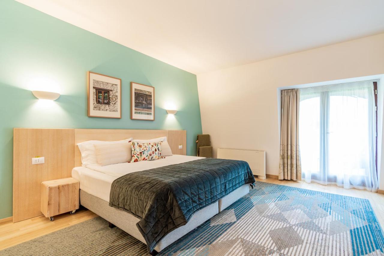 Cuibul De Lemn Hotel Rîşnov Екстериор снимка