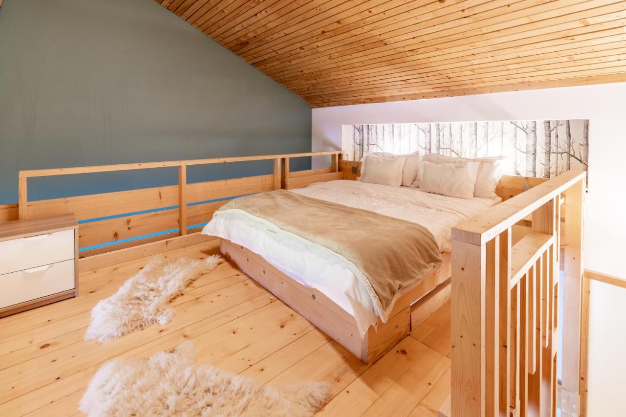 Cuibul De Lemn Hotel Rîşnov Екстериор снимка